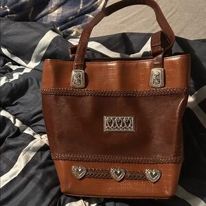 Super clean vintage brighten leather shoulder bad